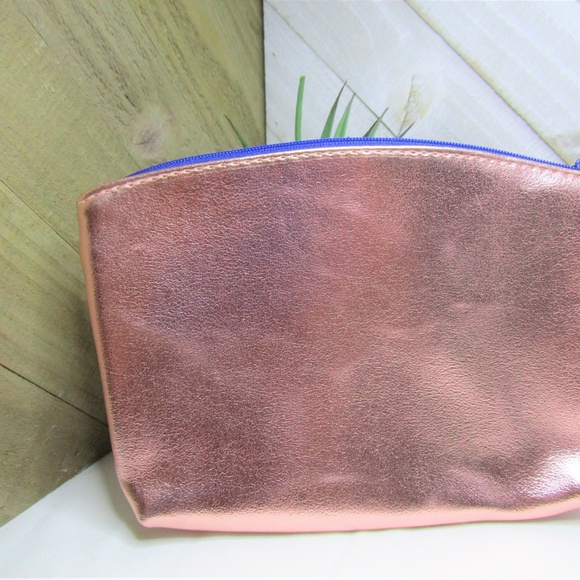 $2 Add-On - Ipsy Bag - Picture 3 of 4